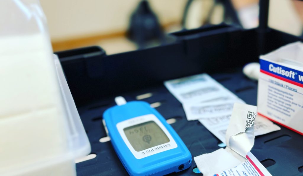 Lactate Pro testing equipment